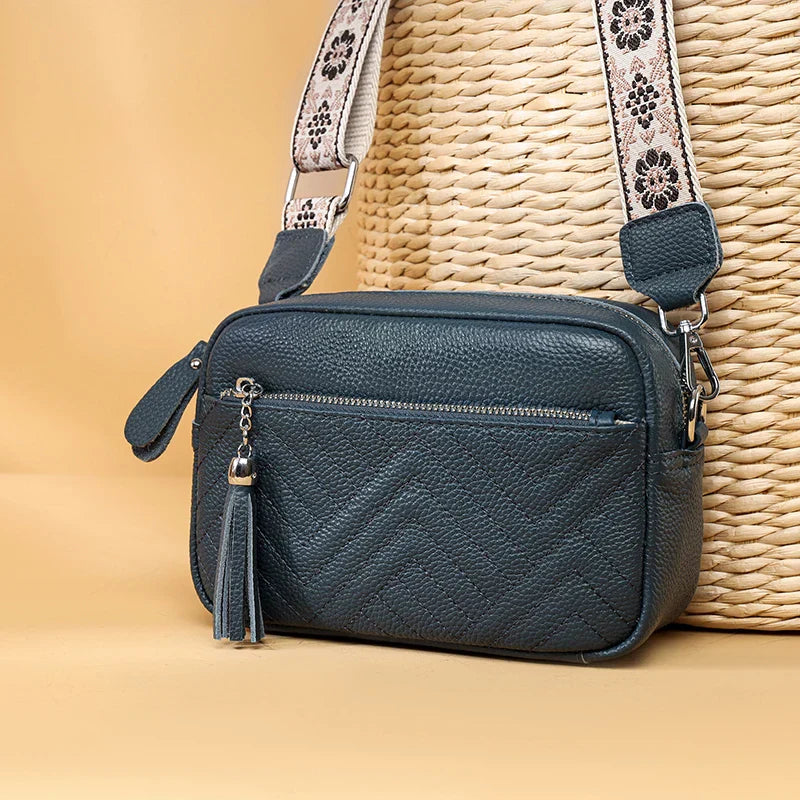 Bianca | Hienostunut Nahkakäsilaukku